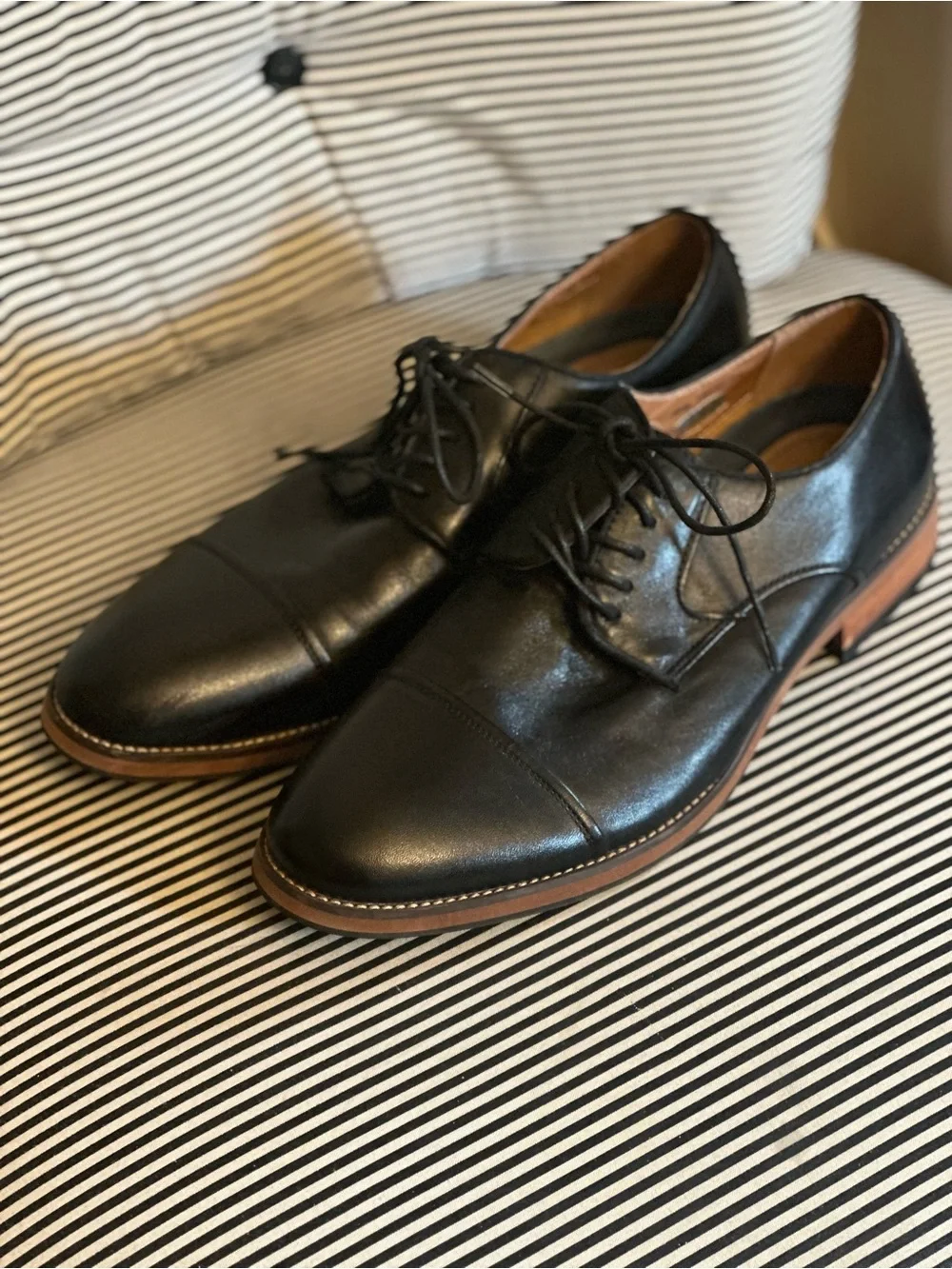 Florsheim Black Leather Cap-Toe Derby with Brown Welt